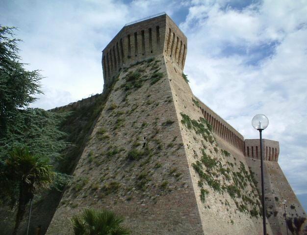 La Fortezza di Acquaviva Picena